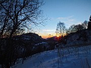 92 Tramonta il sole all'orizzonte